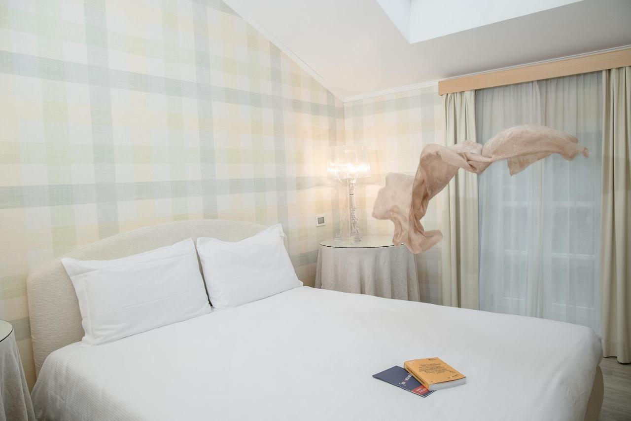 Hotel Eden ซิสเตียนา ภายนอก รูปภาพ