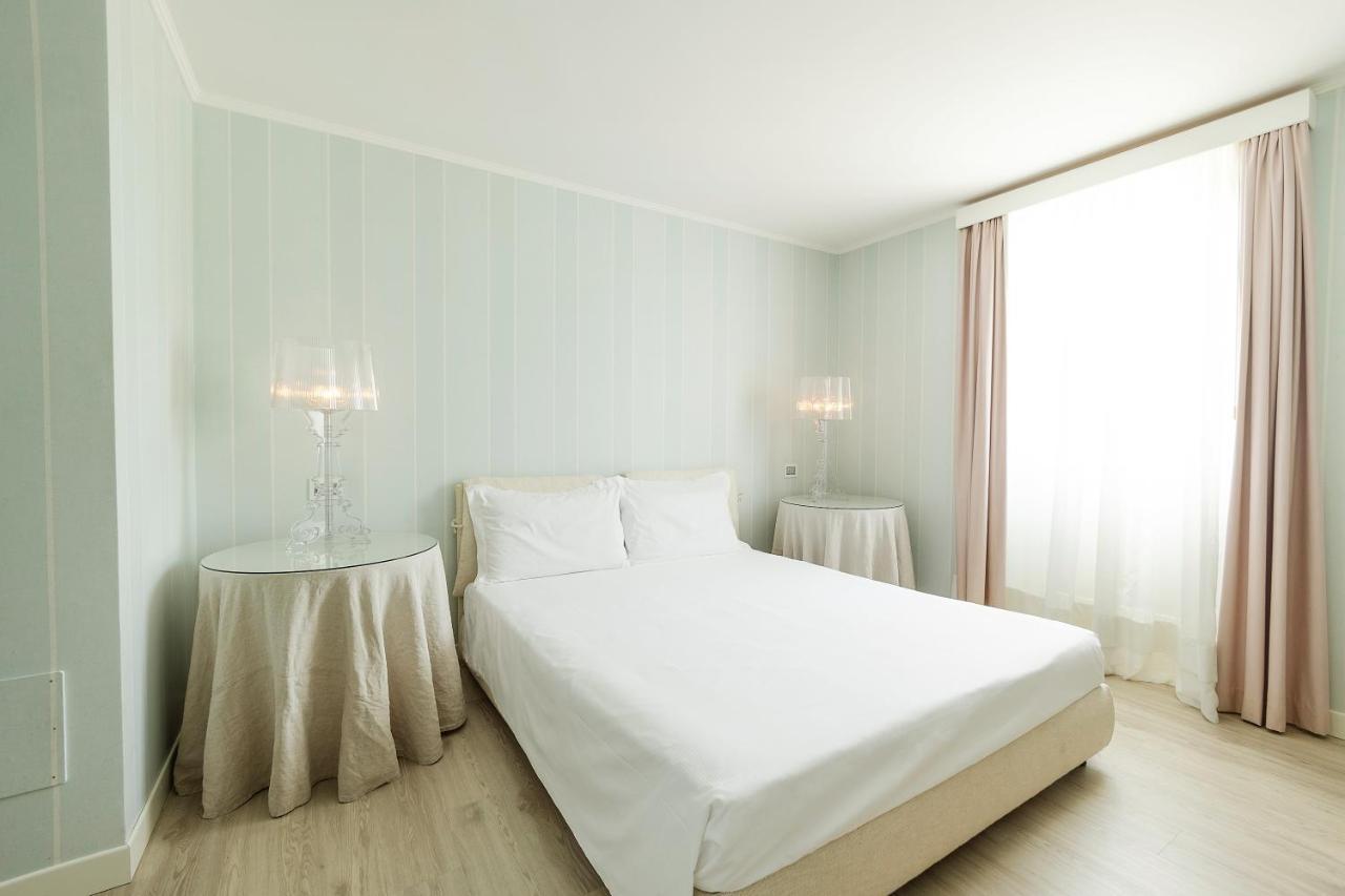 Hotel Eden ซิสเตียนา ภายนอก รูปภาพ